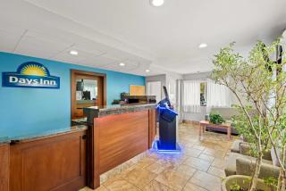 Days Inn by Wyndham Ames - 3