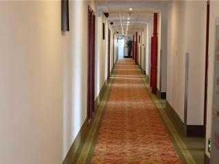 GreenTree Inn Zhenjiang Center Street No.1 Peoples Hospital Express Hotel - 1