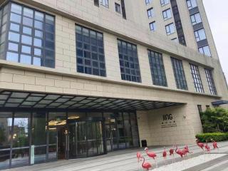 Q Hotel Shanghai Pudong - 2