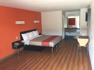 Motel 6-San Antonio, TX - South WW White Rd - San Antonio - 8
