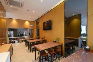 IU Hotel Wujiang Huadong Business City Tongli - 3