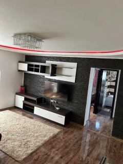 apartament 2 camere zona centrala 0 - 4