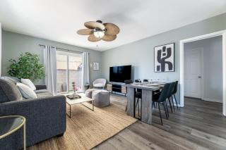 Hawthorne Haven Spacious 4BR Retreat - Hawthorne - 0