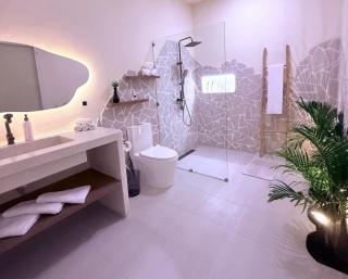 Luxury Villa Grand Sanur - 1