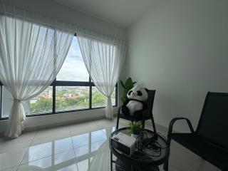 Modern 3BR Condo near Pavilion Bukit Jalil - 2