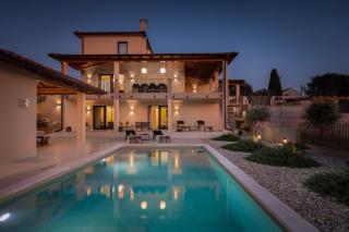 Luxury Villa Wave & San, 2 heated pool, sauna, gym - 9