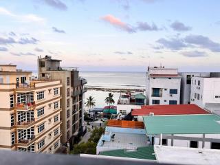 Newtown Inn Service Apartment - 4