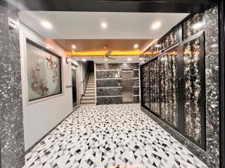 Newtown Inn Service Apartment - 7