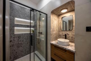 Exclusive 4BEDRM 3BATHRM Central Home by Prestige Homes - 3