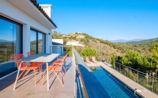 Modern Villa With Sea Views And Infinity Pool - 6