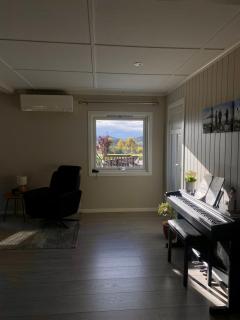 Winter cosiness with fireplace, sauna and hot tub! - 4