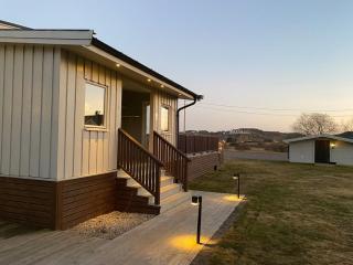 Winter cosiness with fireplace, sauna and hot tub! - 1