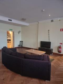 Rentalux Hostel - Private Dormitory room for large group - 5