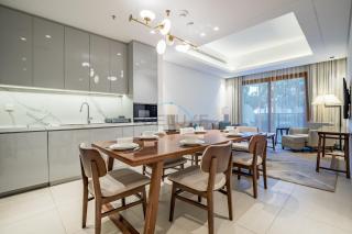 Luxury Seaview 3BR with Assistant Room, Just Minutes from Fujairah Pristine Beaches, The Address Fujairah Residences Block A, Fujairah by Deluxe Holiday Homes - 5