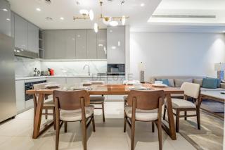 Luxury Seaview 3BR with Assistant Room, Just Minutes from Fujairah Pristine Beaches, The Address Fujairah Residences Block A, Fujairah by Deluxe Holiday Homes - 3