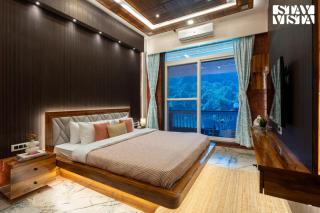 StayVista at The Red Creek with BBQ and Bonfire - 4