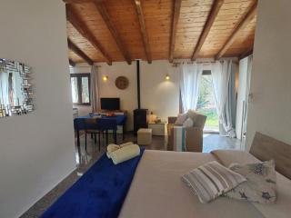 Smeralda Pic House - 1