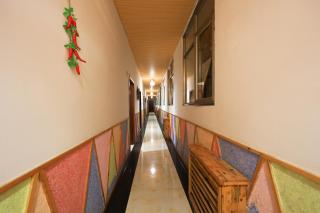 Snowdale Snow Maiden Inn - 8