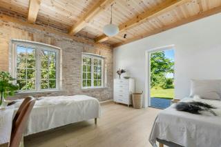 Restored Farmhouse By Møn's White Cliffs - 1