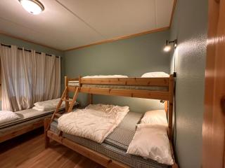 Family-Friendly Stay With Stunning Mountain Views! - 3