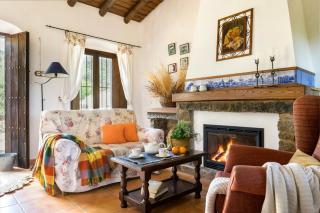 Historic House With Fountain Near Almonaster - 8