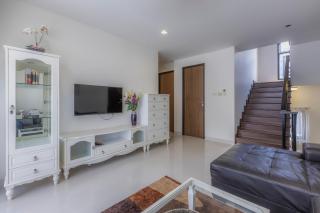 Laguna Parkside by Triple8 Asia - 2