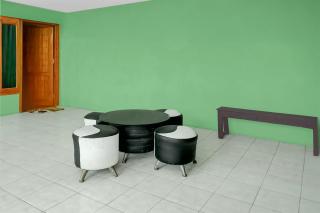 Hotel O Sagara Homestay Rungkut - 4