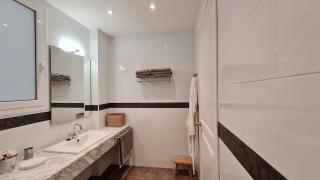 Céntrico y renovado apartamento ideal familias - 2