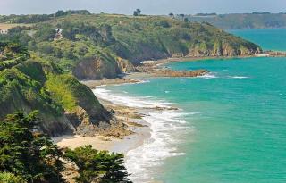 Grande maison familiale avec jardin parking et jeux - 8