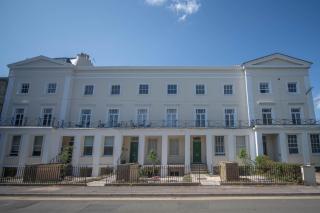 The Cheltenham Suites - Charming 2 Bed Apartment - 0