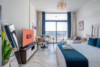 GuestReady - Studio | Skyline & Burj Khalifa Views - 5