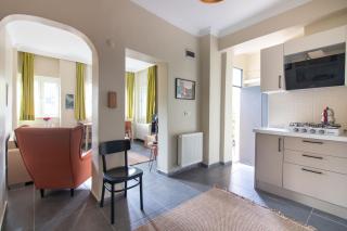 Calm & Charming 1BR with Shared Lush Garden Access - 9