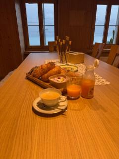 Lakeview Swiss Chalet with Hot Tub near Interlaken - 6