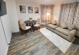 Free parking urban 2BR apartment - 0