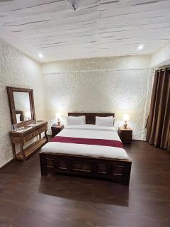 Hujra Restaurant & Livings - 7