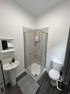 Modern Studio Central WV1 Appt 4 - 2