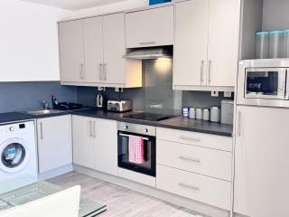 OX London Heathrow stay - 1 BUS to HEATHROW - 3