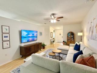 The Salty Pelican - 6