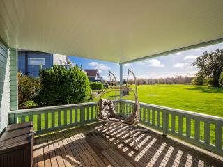 Luxury Stargaze Lodge, Fritton + Hot Tub - 5