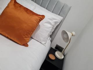 Urban City Centre Apartment 1 Private Parking - 6