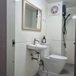 Popular Muang Thong Thani Condo, Building T9, Floor 8, Room 13 - 1