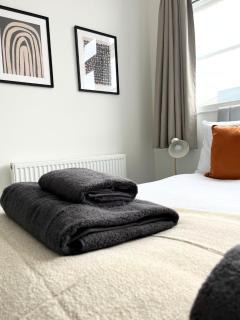 Urban City Centre Apartment 1 Private Parking - 4