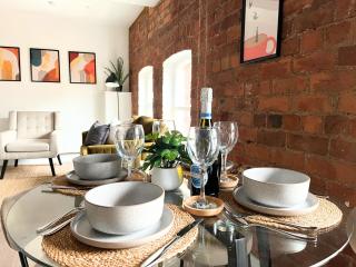 Urban City Centre Apartment 1 Private Parking - 7