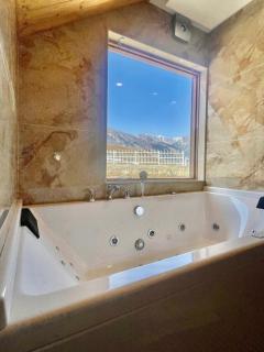 Hotel Village Walk - 2