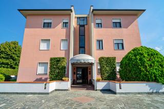 Villa Roberta Lucca Centro - 9