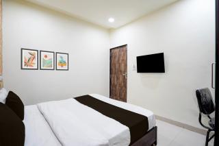 Collection O Satya Sai Square Formerly Hotel Crystal Inn - 8