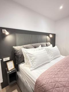 Cozy LOFT Suites & Urban Retreats - 9