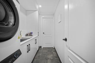 Tanderra - Spacious Central Wagga Townhouse - 8