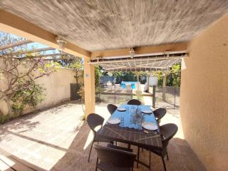 Villa T6, 10 couchages, front de mer, piscine, Saint Pierre la Mer - 4