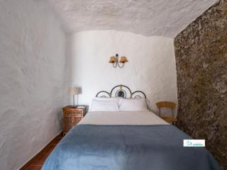 Living Artenara - CAVE HOUSE & TERRACE Adults Only - 2